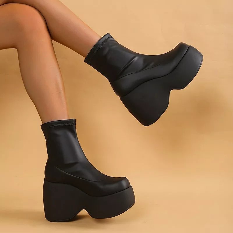 angelsfootwear's tweet photo. https://t.co/ZlJksooZC2 https://t.co/3Nx1dmgUKt