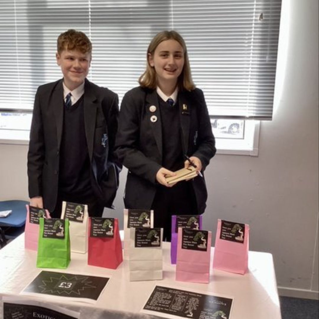 BurfordSchool's tweet photo. A huge congratulations to our Year 10 Tenner Challenge students who this week held their very first Christmas craft market at school.
They worked really hard to produce some amazing products for sale.
@youngenterprise #tennerchallenge https://t.co/KlwEo6vI9E