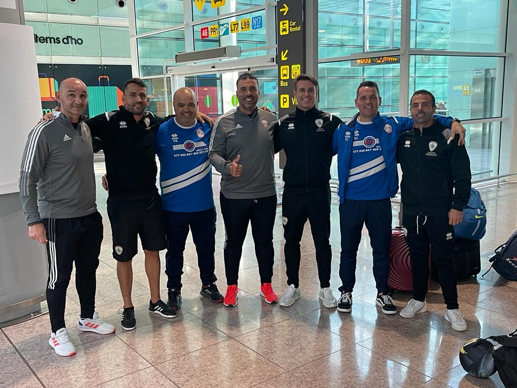 🛬 Ya estamos por Barcelona para el MASTER - OPEN de 🇪🇦 de #FEFG  de este finde.....última prueba del año para el Footgolf..... 
Y junto a nosotros, muchos de los amigos de <a href="/CanariasFG/">Canarias FootGolf</a> .... 🇮🇨

#Ensalitrate #FilosofiaSalitre