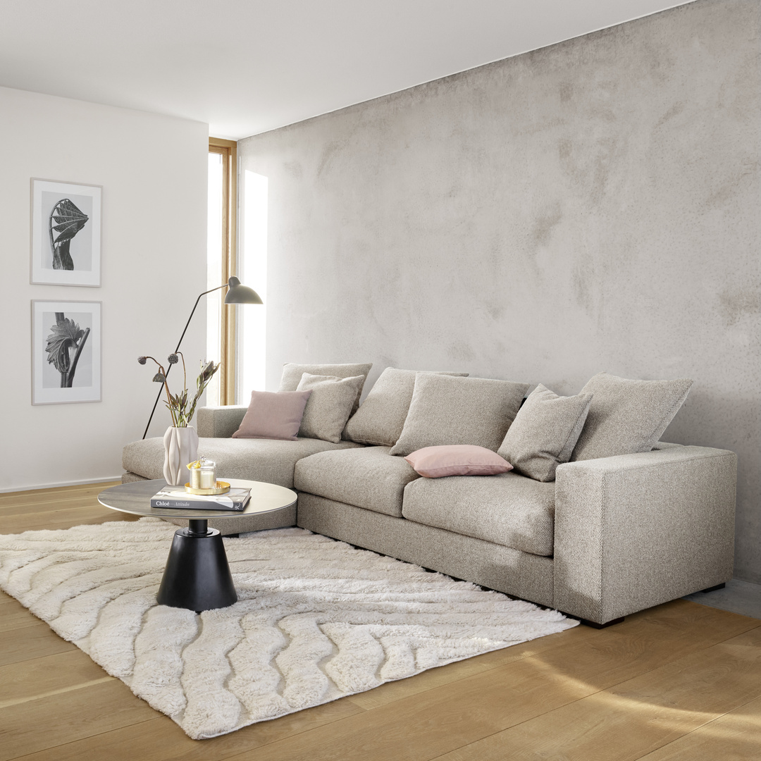 BoconceptA's tweet photo. Feel free to judge the Cenova sofa by its cover – we assure you it is as comfortable as it looks. Put your feet up, stretch out or use it as an extra seat – you won’t be sorry for choosing this comfortable chaise longue sofa. https://t.co/LdInvDrllI