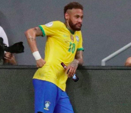 noseasmalotv's tweet photo. Parece que se van a penales.
Neymar: Hold my beer. https://t.co/JzV7Lf7wWU