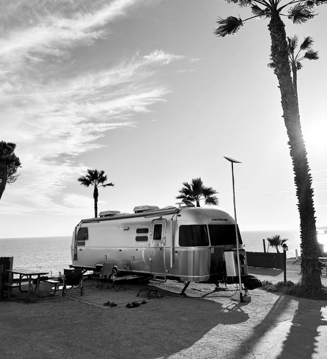 FIDM Alumnus Ron Thurston began his Retail in America Tour in NYC in March of 2022, traveling across America in an Airstream trailer “to find the untold retail success stories and the incredible people behind them.” Learn more: bit.ly/3u96Asn