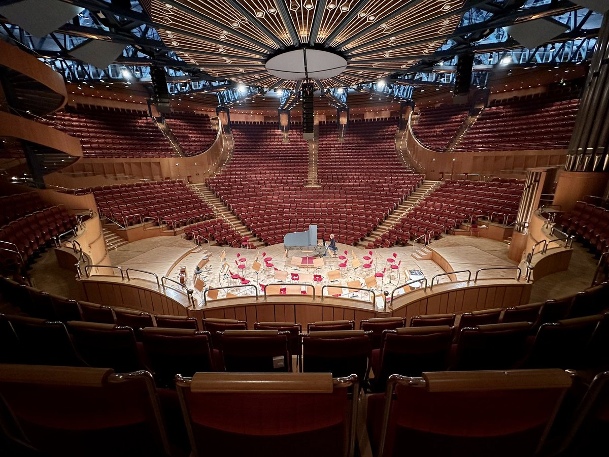 Tonight, Beethoven with <a href="/KapPotsdam/">Kammerakademie</a> at <a href="/koelnmusik/">Kölner Philharmonie</a> #Cologne #Germany