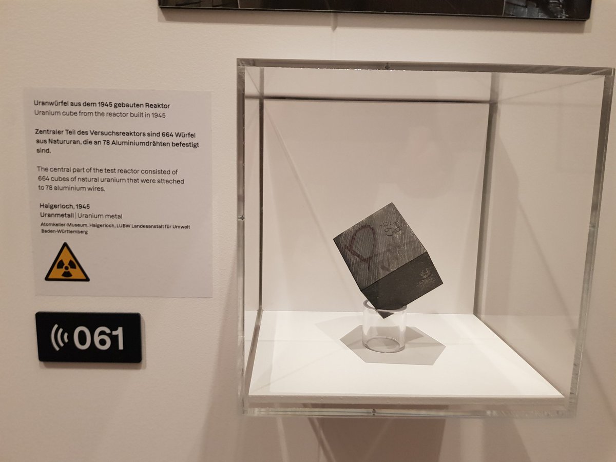 Auch das Hitlerregime forschte an der Atombombe. Hier ein Uranwürfel aus einem Forschungsreaktor 1945 #DHMRoadsNotTaken