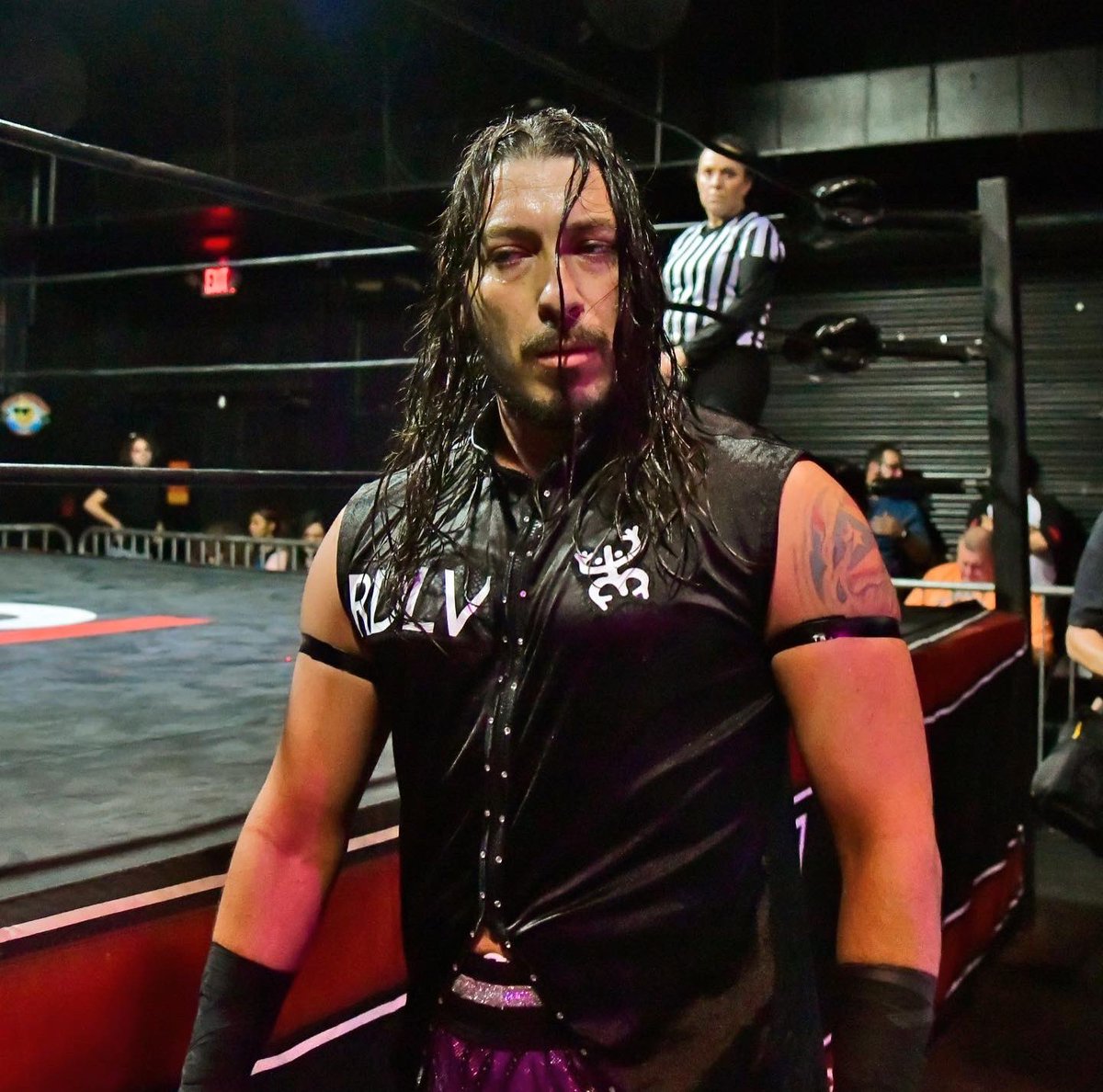 Realricodlv's tweet photo. 2023 is looking up! Heres to more travel and more wrestling. Oh, you thought I was finished? Not what they meant when they told you “He’s over.” 😉 #StayTuned #YAKATA #RICOnstruction 

🇵🇷: @realricodlv 
🤼‍♂️: @CCWAliveTV https://t.co/JwVju3OQjE