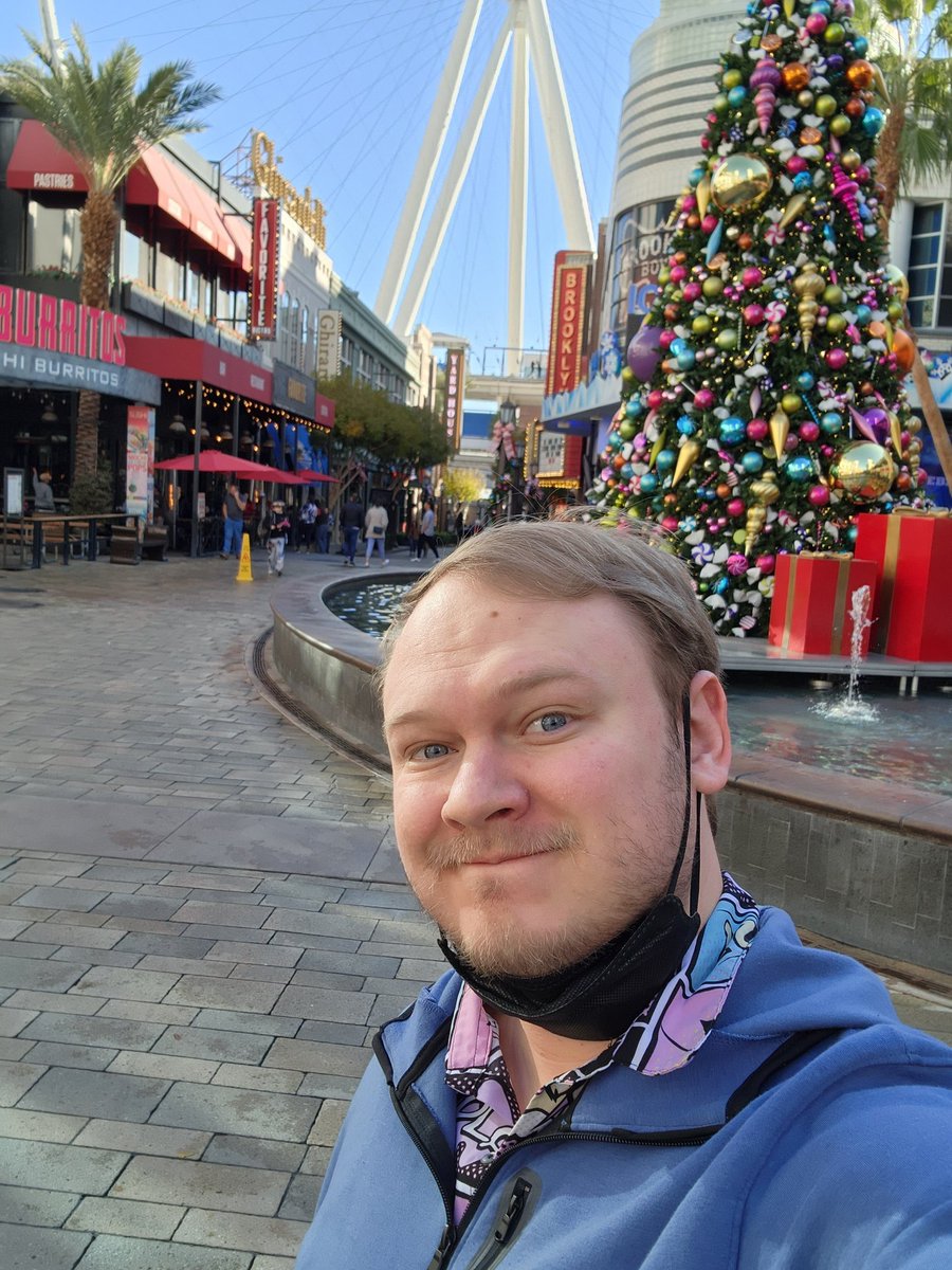 Ready for day 1 of <a href="/cosplay_expo/">Cosplay Expo is DECEMBER 8-10! VEGAS! Almost time.</a>!

I'll be at my table doing signings starting at 2pm, then I have a Q&amp;A panel at 8:30pm~! See you soon!