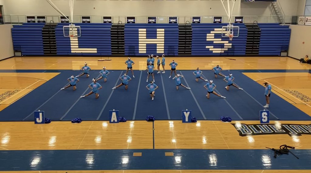 LibertyCheer tweet media