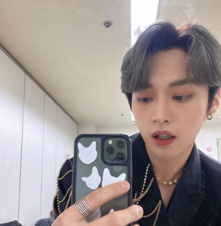 Mincasmm's tweet photo. #Leeknowbestdancer
#Leeknowmc
#Leeknowcatfather
#Leeknowbeautiful
#Leeknowcute
#LoveLeeknow
#Leeknow
#JYPProtectSKZ https://t.co/g2gG1UuboT