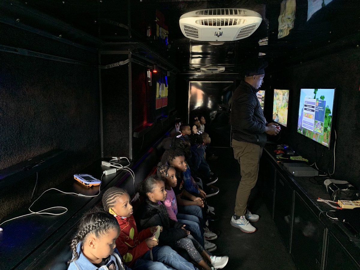 Fundraiser incentive! Game on!! <a href="/franklinscsu/">Stacey Franklin</a> @Killian_STEAM <a href="/marlena_council/">Marlena Council</a> <a href="/KimberlyMSmalls/">Dr. Kimberly Smalls</a>