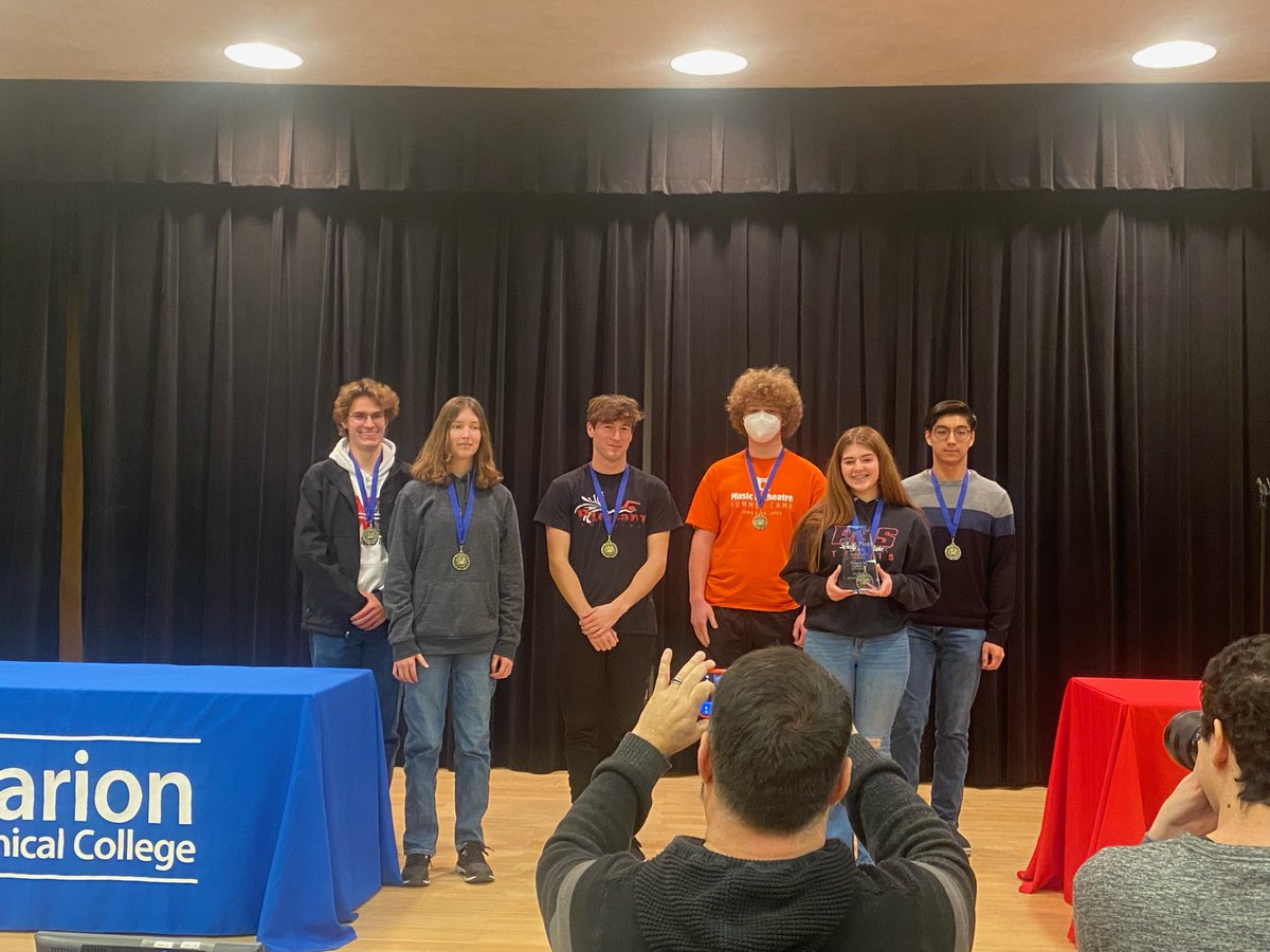 PleasantLocalHS's tweet photo. Congrats to our math team on winning the OSUM/MTC Math Challenge today! https://t.co/hqvZjtBmoa