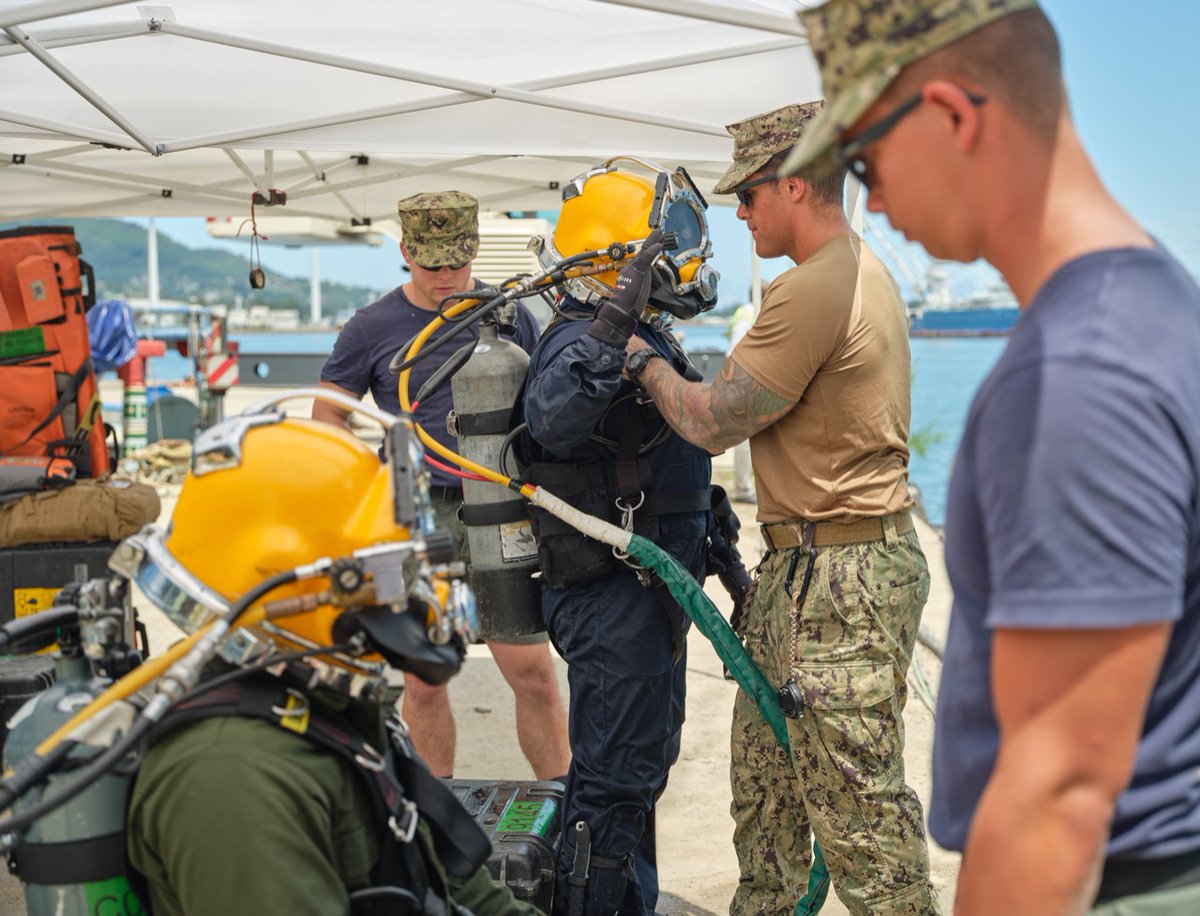 U.S. Embassy Mauritius tweet media