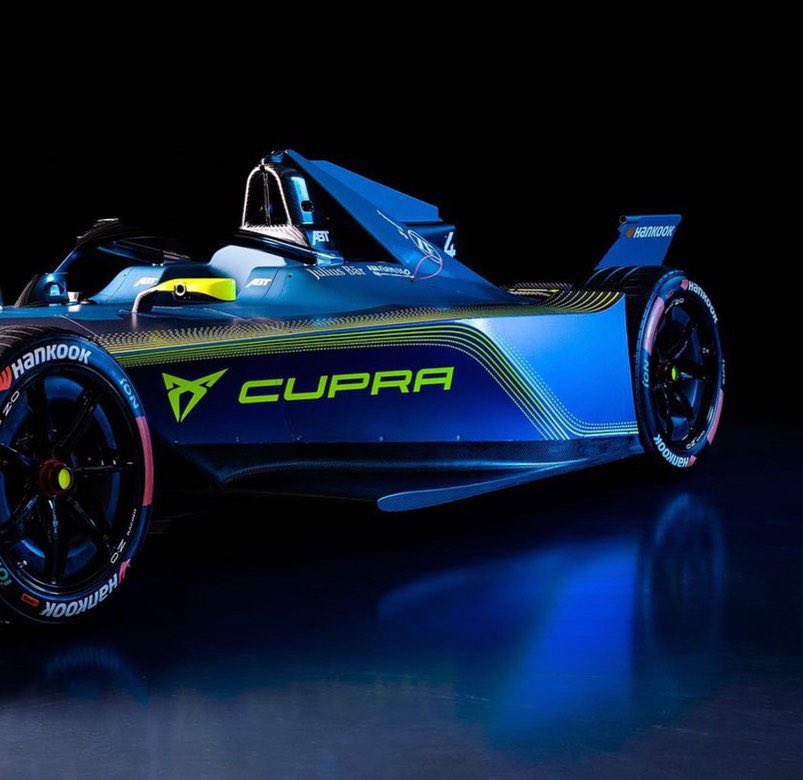 AutosyMas's tweet photo. #CUPRA entra a la @FIAFormulaE ⚡️
¿Qué tal se ve el ABT CUPRA GEN3? 
#Unstoppableimpulse #Formulae 

#kl https://t.co/aEsVUAnb6y