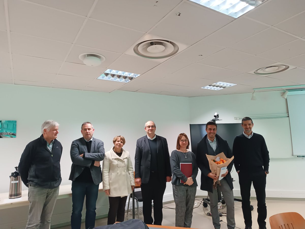 B33Ullah's tweet photo. @LCPlab @NeoPhotoCat @INC_CNRS @UnivParisSaclay @reseauSCF félicitations👏👏👏🎉 @NeoPhotoCat https://t.co/TJABODJn3a