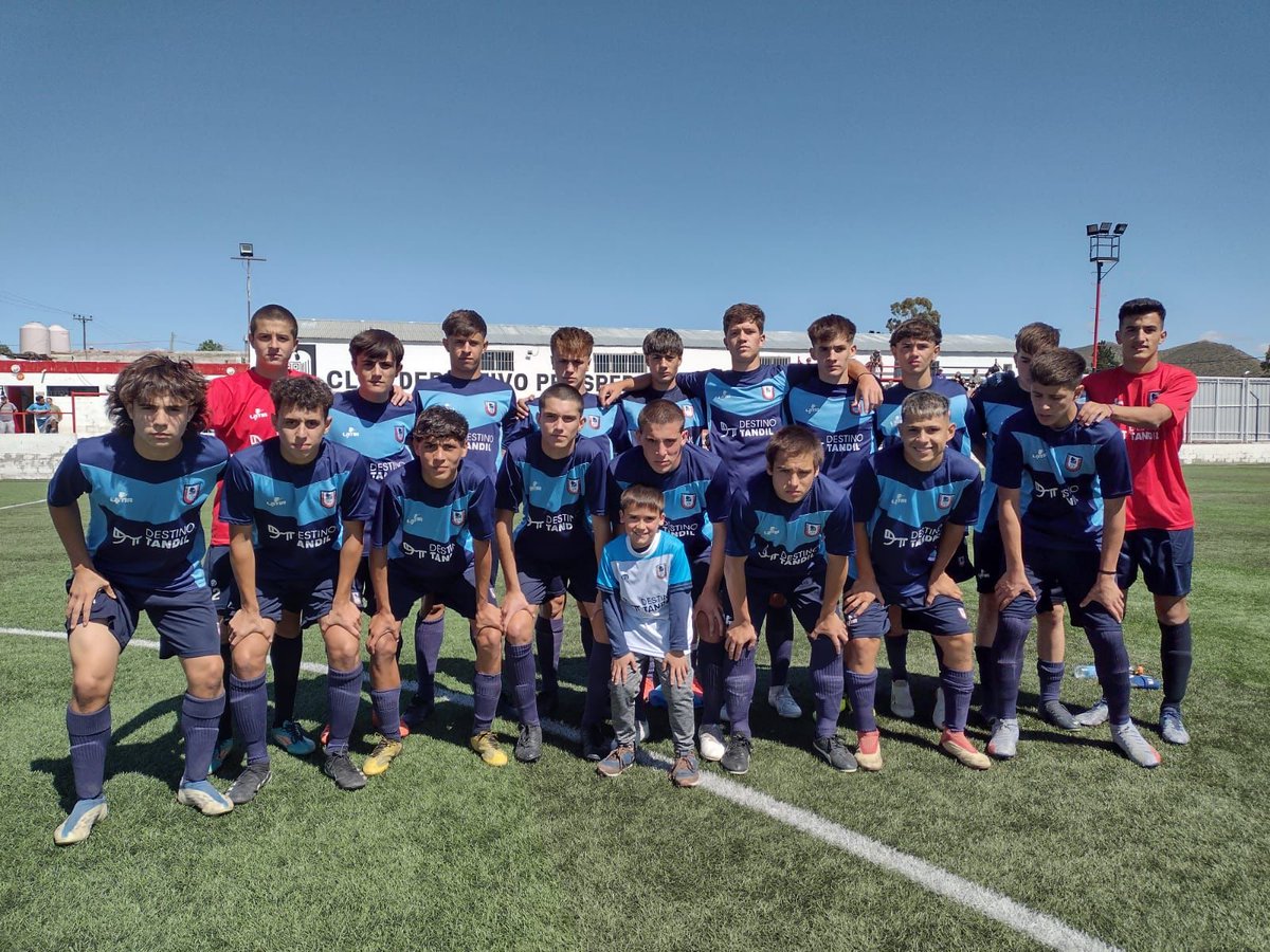 Gran arranque de la Selección Tandilense Sub 15 en el #torneonacionaldeseleciones que se juega en C. Rivadavia. Goleó por 5 a 0 a Rio Gallegos.<a href="/ffbpok/">Federación de Futbol Bonaerense Pampeana</a> <a href="/claudioyopolog1/">Presidente de la Liga deportiva del Oeste ( Junin</a> <a href="/CenozMiguel/">Miguel Cenoz</a> <a href="/Rami8919/">Ramiro Di Fonzo</a> <a href="/afa/">AFA</a> <a href="/TovigginoPablo/">Pablo Toviggino</a> <a href="/ascensointerior/">Ascenso del Interior</a> <a href="/Martineztuny1/">Martinez_tuny</a> <a href="/Negrita_Godoy/">Negrita Godoy</a> <a href="/CaritooGinestel/">Caritoo ⭐⭐⭐</a>