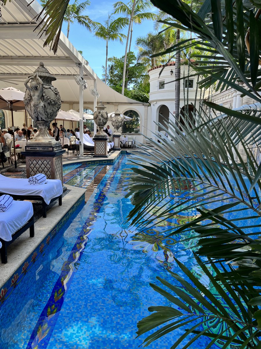 Here mentally at the moment 🌴😍