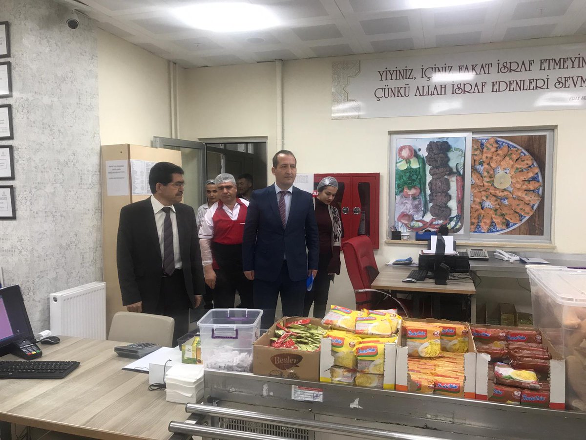 CorumKYGM's tweet photo. Daha iyisi daha güzeli için çalışıyoruz 😇

Gençlik ve Spor Bakanlığı Uzmanı Şerafettin Çilkara yurdumuzu ziyaret ederek incelemelerde bulundu.

📍GSB Sungurlu Öğrenci Yurdu https://t.co/p9EVCanyDd