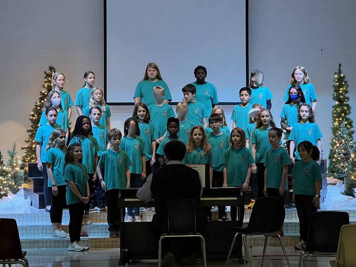 PHarrisonMusic's tweet photo. Scenes from last night's chorus concert "Laughing All the Way". Awesome concert presented to a packed house! @Mariners27312 @MarinersPTA @ChathamCoSch  #onechatham #CCSArts #chorusconcert https://t.co/sTkTJxWWL8