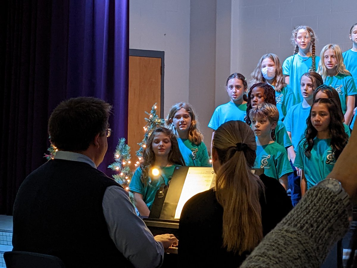PHarrisonMusic's tweet photo. Scenes from last night's chorus concert "Laughing All the Way". Awesome concert presented to a packed house! @Mariners27312 @MarinersPTA @ChathamCoSch  #onechatham #CCSArts #chorusconcert https://t.co/sTkTJxWWL8