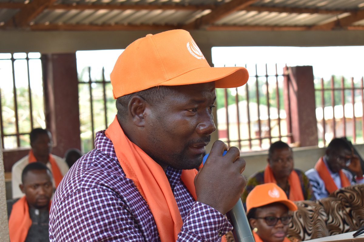 Onudhguinee's tweet photo. En prélude à la célébration de la Journée Internationale des Droits de l'Homme (#JIDH2022), @Onudhguinee à Nzérékoré organise un échange sur les différentes formes de violences à l'egards de la femme dans la commune rurale de #SAMOE.
@GouvGN https://t.co/99XRRh2lRh