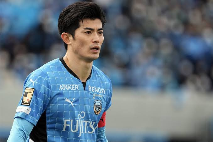格安新品 履正社サッカーのユニフォームで公式戦のみ使用していた 履正
