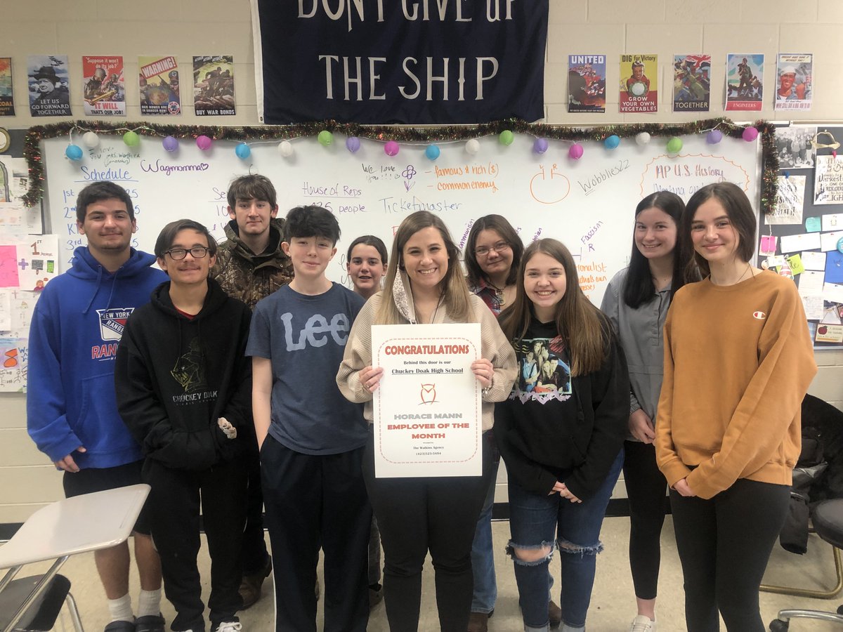 Congratulations 🎉 to CDHS HoraceMann’s Teacher of the Month —Mrs. Nicole Wagner. Nicole builds great relationships with her Ss and brings history to life! 💛🖤👊🏼