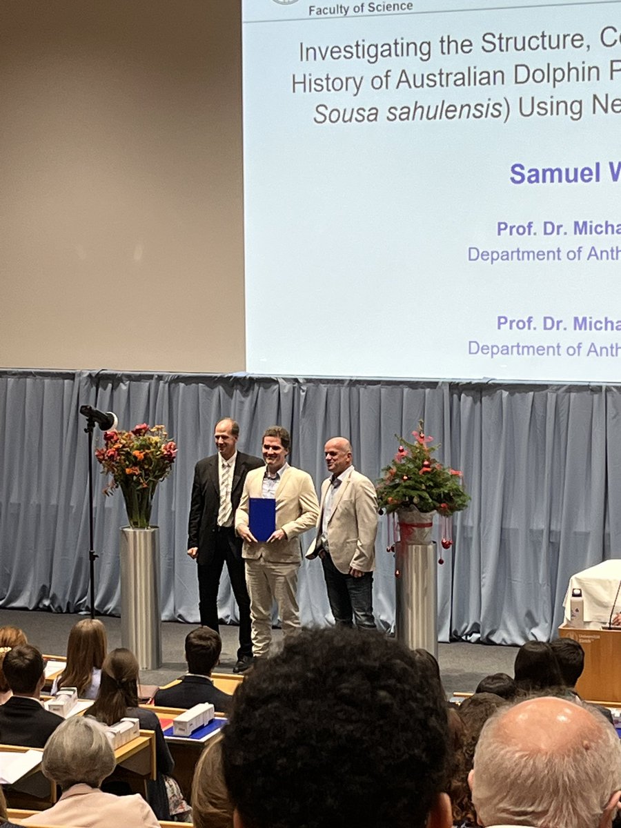 We are so so so proud of you @samwisewitt! The PhD-hat suits you and so does that giant smile 🥰 We love you!!!