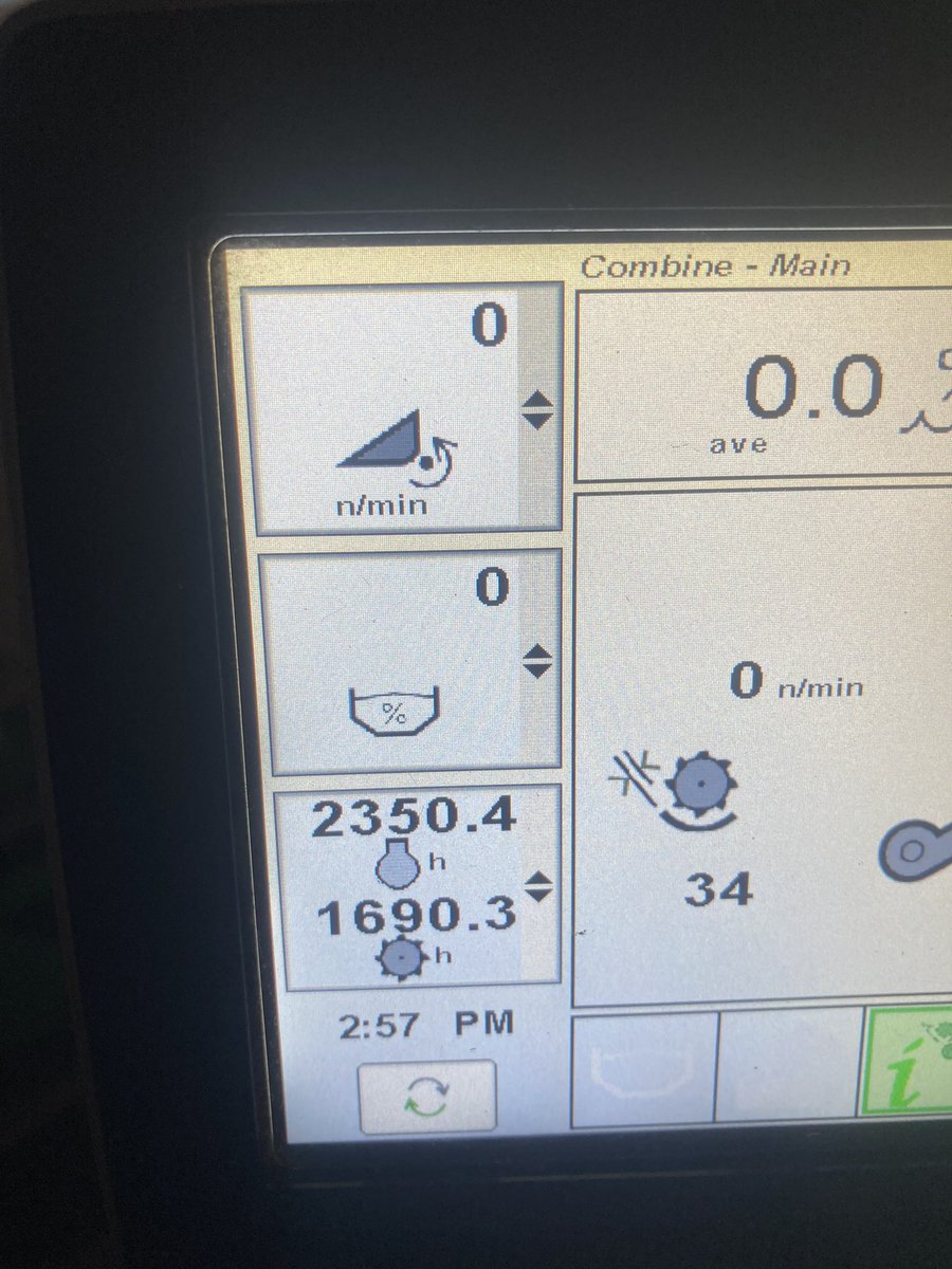 SroufeFarms's tweet photo. 2015 S680 For Sale
1690/2350 hours
650 duals/4wd/long auger
Yearly inspections and lots of new parts.
Has been an excellent machine. Only updating for lower hours.

https://t.co/x5xrCBGKJR https://t.co/kKbsl9P70t
