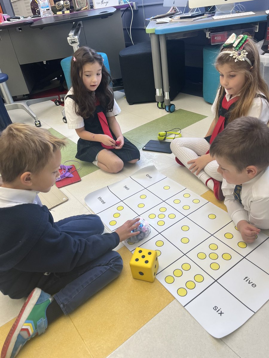 KClevering's tweet photo. PK &amp; K @ScratchJr and @TerrapinBots #HourOfCode #CSEdWeek2022 https://t.co/9KHQd7cP25