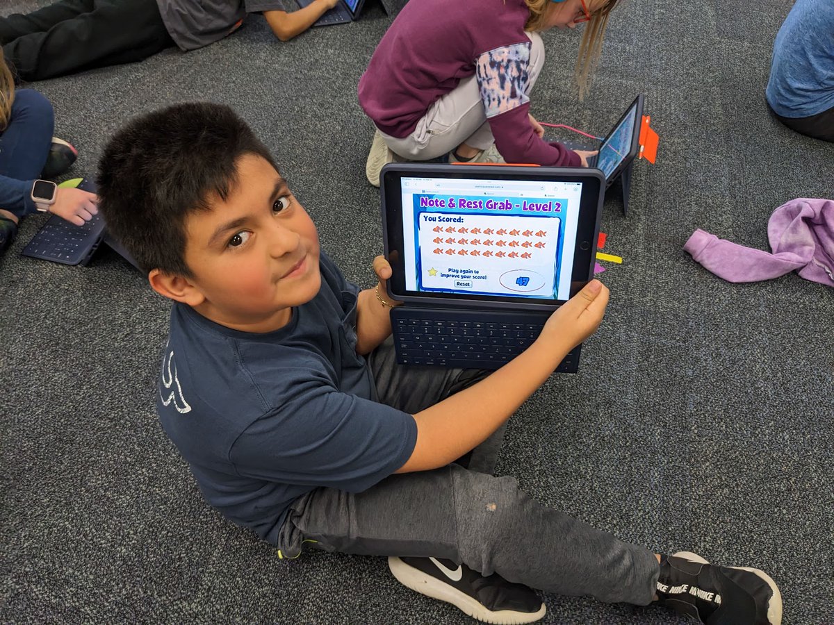 ecrutchfield112's tweet photo. 3rd graders tested their new knowledge of whole notes, whole rests, & sixteenth notes by playing two different @Quaver_Ed games today π΅ @WayneThomasscho @mrsknotek @LearnersLippe #wt112 #112leads #wtleads #d112teachers https://t.co/VY0NR2tJoE