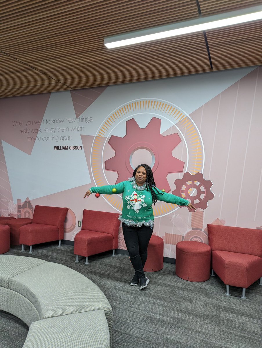 RobersonSpring's tweet image. Ms. Allen is definitely showing @RobersonSpring #RemarkableDNA holiday spirit! @SpringISD @CeceliaBrumsey @MrsDunbar6 @casey_wheaton @CaptivatingCan @LaQuitaCarter2 @Shuester