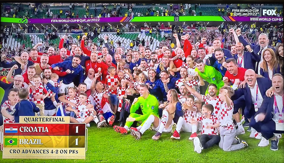 9inchnanc's tweet photo. We did it…..again!!! Crying tears of happiness for team Croatia!! 🇭🇷 vs 🇧🇷 
#Croatia #Vatreni #WorldCup #WorldCup2022 #WorldcupQatar2022 #semifinals https://t.co/EMPtxzi7PP