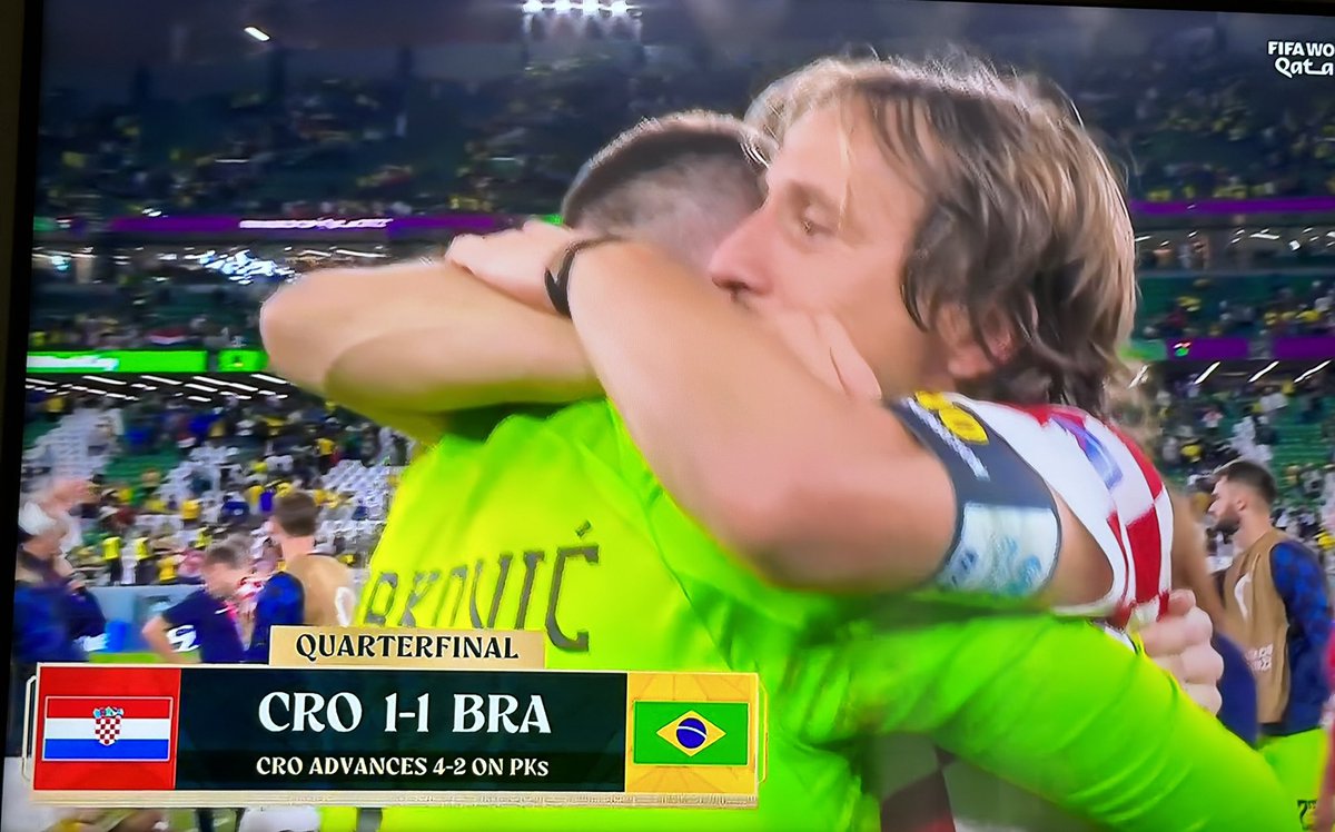9inchnanc's tweet photo. @HNS_CFF @FIFAWorldCup AMAZING GOAL TENDING!!! MVP! 🇭🇷🔥❤️ #Vatreni https://t.co/7QOCS89Nz9