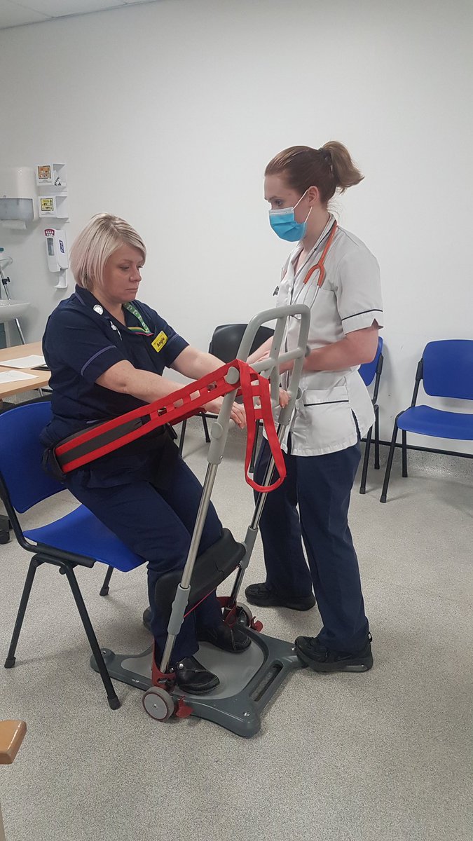 M_HandlingGeh's tweet photo. A big thankyou to Adam at ETAC for providing training to the MH and Therapy team this afternoon. https://t.co/0COnStAHIa