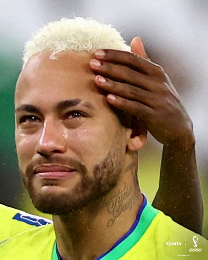 Se machucou, teve foco na recuperação e voltou fazendo gol decisivo, infelizmente tomamos o empate e não foi culpa dele! Tem meu respeito.