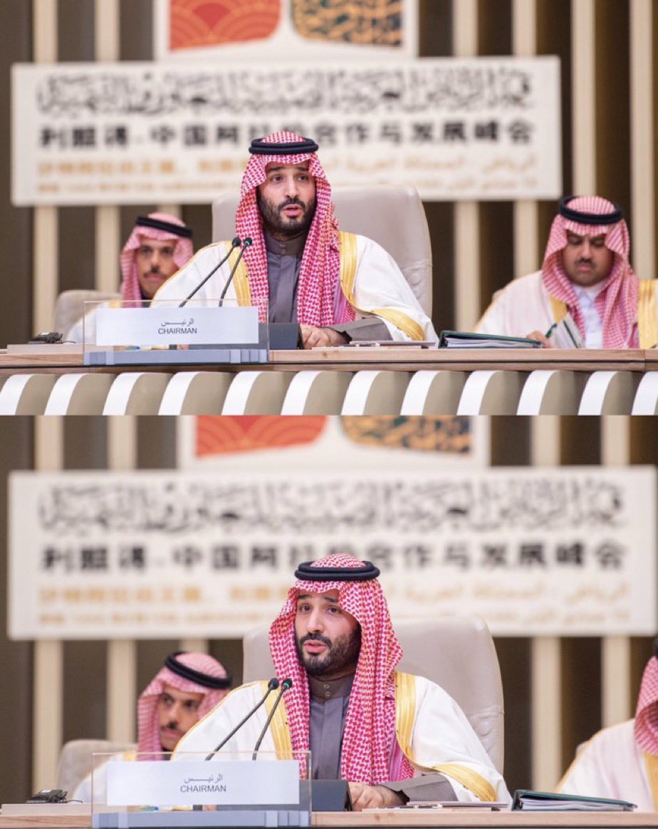 ajqahtani12's tweet photo. هذا الذي تعرف ُالأمجادُ خطوتُهُ 
و العِزُ يَعْرِفُهُ وَالعُرْبُ وَ العَجَمُ  

هذا ابنُ خَيرِ ملوكِ الأَرْضِ قاطِبَةً 
هذا الأميرُ الذي دَانَتْ لهُ الأُمَمُ

💚💚 https://t.co/S270ic5M2N