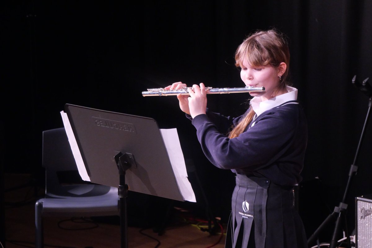 Sarah Bonnell School tweet media