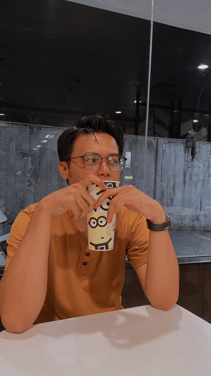d_baehaki's tweet photo. Titip, awas jangan sampe ilang yaa ! https://t.co/Jzpd5LRvmW