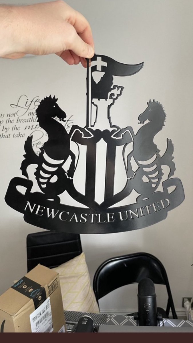NSBillyMillFC's tweet photo. 🎅🏻 300mm x 300mm x 2mm NUFC CRESTS #nufc 🎄 🎁 
(Powder coated steel). 

Instant shipment 📦 
In stock (not using Royal Mail). 

£40 inc delivery 🚚 
£5 will be donated @WEFoodbank 

Follow / DM for more information 

🚨Only 20no Remain.. 
Retweets appreciated Perfect Gift 🎁 https://t.co/ipaTSPsgnS