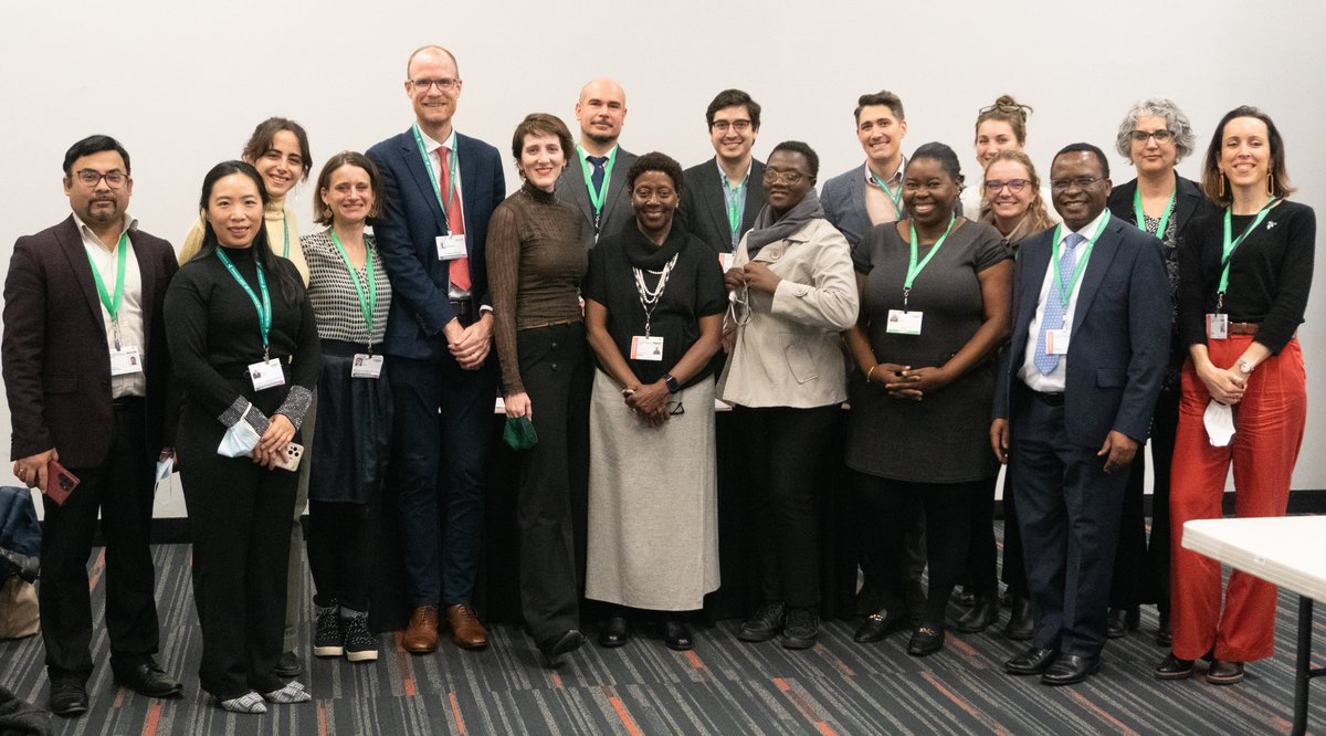 At #CBD #COP15 we have signed an MoU between the @Cambridge_Uni @MPhilCL & @UNBiodiversity to enable us to work together to build leadership capacity for conservation. A proud and exciting moment shared with CBD staff & members of our alumni network! cam.ac.uk/news/cop15-un-…