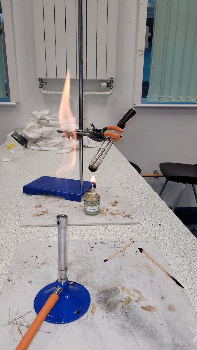 MrsJLOreilly's tweet photo. Science club this week we got in the Christmas spirit by making sugar crystal decorations.
Tested different fuels for the best heat results. Also it was the sea monkeys the end game 😱 don't worry they will be resurrected next week 😉
 @Mr_Hussain3 @BemroseSchool https://t.co/WksBNwheb6