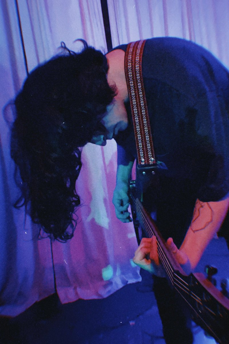 grandsextile's tweet photo. @blockbleedertx at swan dive for jimmy 12/7 https://t.co/W6BQovElQv