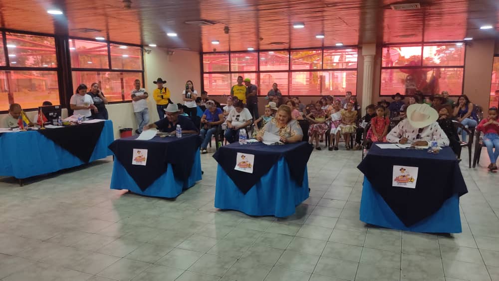GabancitodeOro's tweet photo. Continuan las audiciones para el XXVI Festival Infantil #GabancitodeOro en Barinas. @PDVSA es cultura. https://t.co/qsDe5GaaAQ