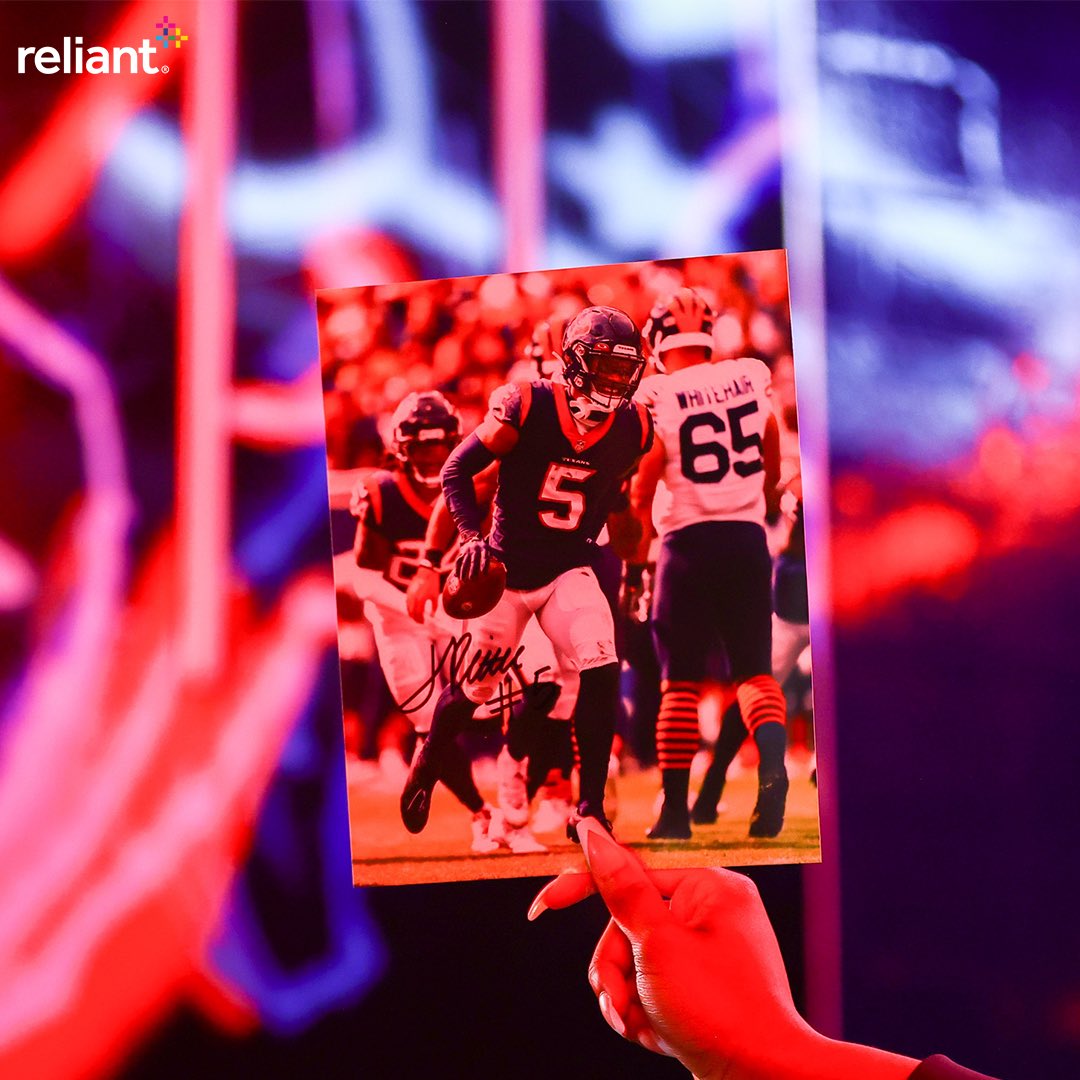 HoustonTexans's tweet image. Pitre was here ✍️

RT if ya want it