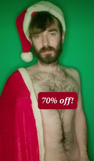 If youre looking for a ho-ho-hoe this xmas youre in luck babe!  70% off weekend deal! 🎁https://t.co/0O4Zp74TdM🎁  Over<a href="/tag/hairy"class="tags"><span>#hairy</span></a><a href="/tag/hairychest"class="tags"><span>#hairychest</span></a><a href="/tag/hairydudes"class="tags"><span>#hairydudes</span></a>