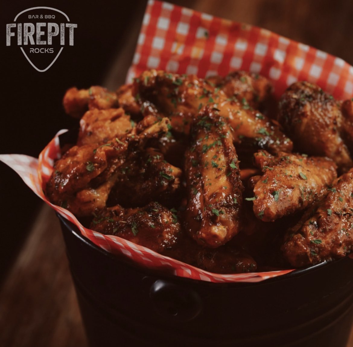 FirePitRocks's tweet image. 🥅🍊STEELERS COMPETITION🍊🥅

WIN a £50 Bar Tab &amp;amp; 50 Gaming tokens for this Sunday 11th for our new gaming space. 🕹👾🎮

Flyers v Steelers Face Off 18:00 LIVE at FirePit 

RETWEET THE POST 
LIKE THE POST 🧡
FOLLOW US 🙌🏼

DRAW 10/12/22

#gamingbar #divebar #deadspace