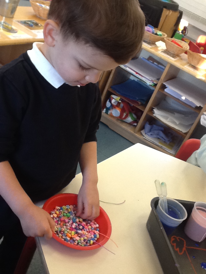 WoodOxhey's tweet image. This week, as part of our @Agora_LP Values event, we held #GenerosityDay in school. It was FANTATSIC and included carol singing at a care home, litter picking, buddy reading, Christmas card making, certificate giving, positivity spreading &amp;amp; helping out at an animal shelter!