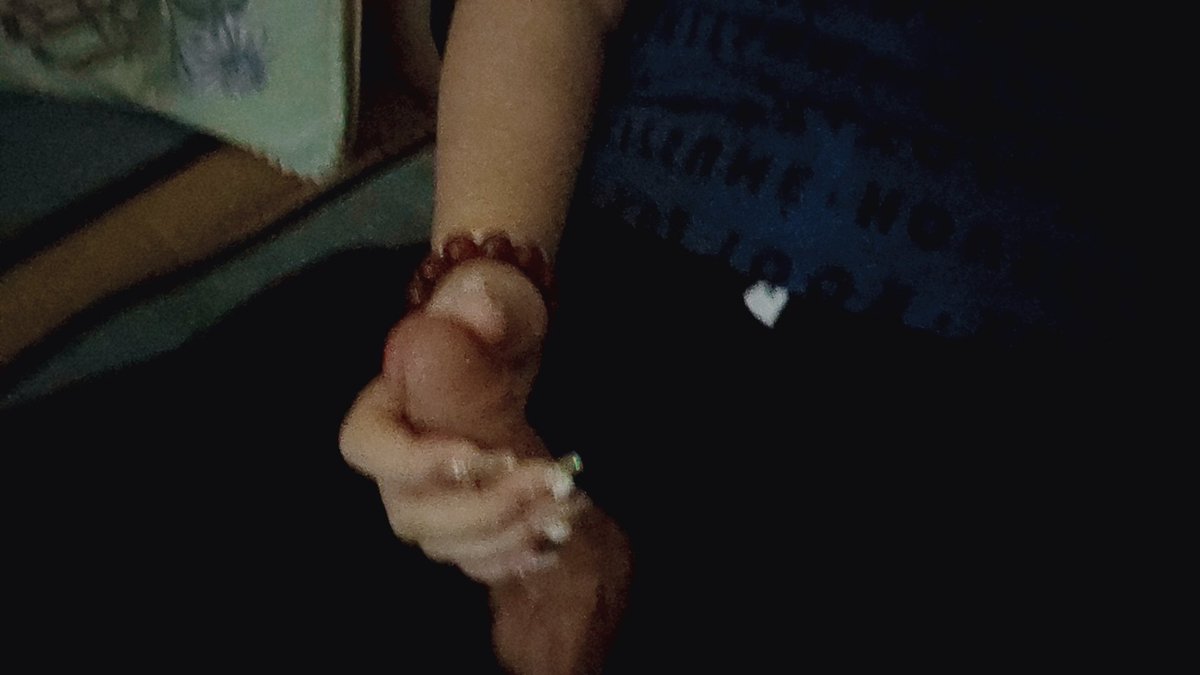 #女s #女dom #第四爱 #男sub
睡不着的日子都在rua牛子