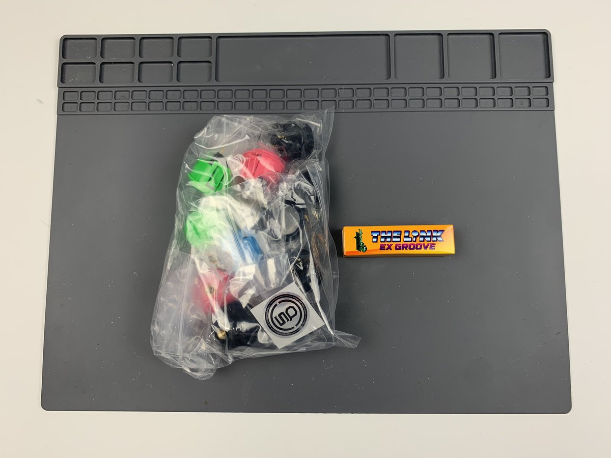 HCFGaming's tweet image. Today’s fun project brought to you in part by @ArcadeShock and @sanwadenshi.
I’ve really been looking forward to this!
#FGC #FightStickFriday