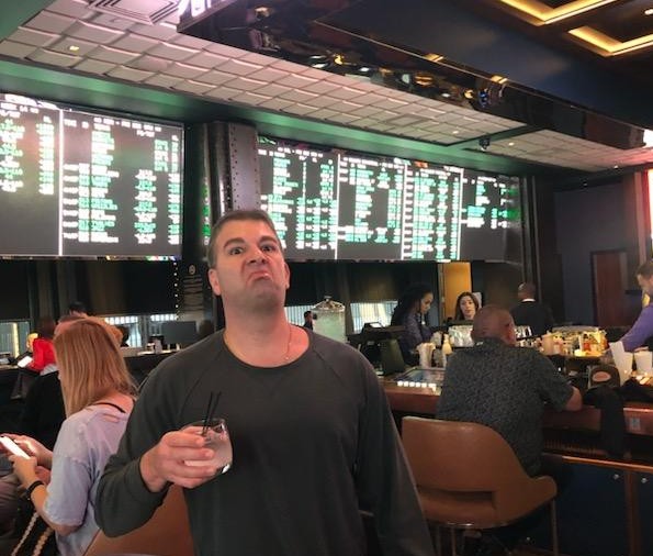JimmyDee1974's tweet photo. I'm in the sports books out in Vegas trying to find @UncleCheech28 !
@mtag1993 #TagNation #LasVegas https://t.co/t87bevmLAc