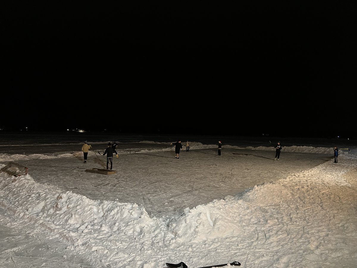 EaglesPWA's tweet photo. The boys hit the frozen lake for a little bit of hockey in-between games at the Breezy Point tournament. Nothing bonds players like an out-of-town tourney. #GoFirehawks 🔥🦅 https://t.co/W8M4i0lC9v